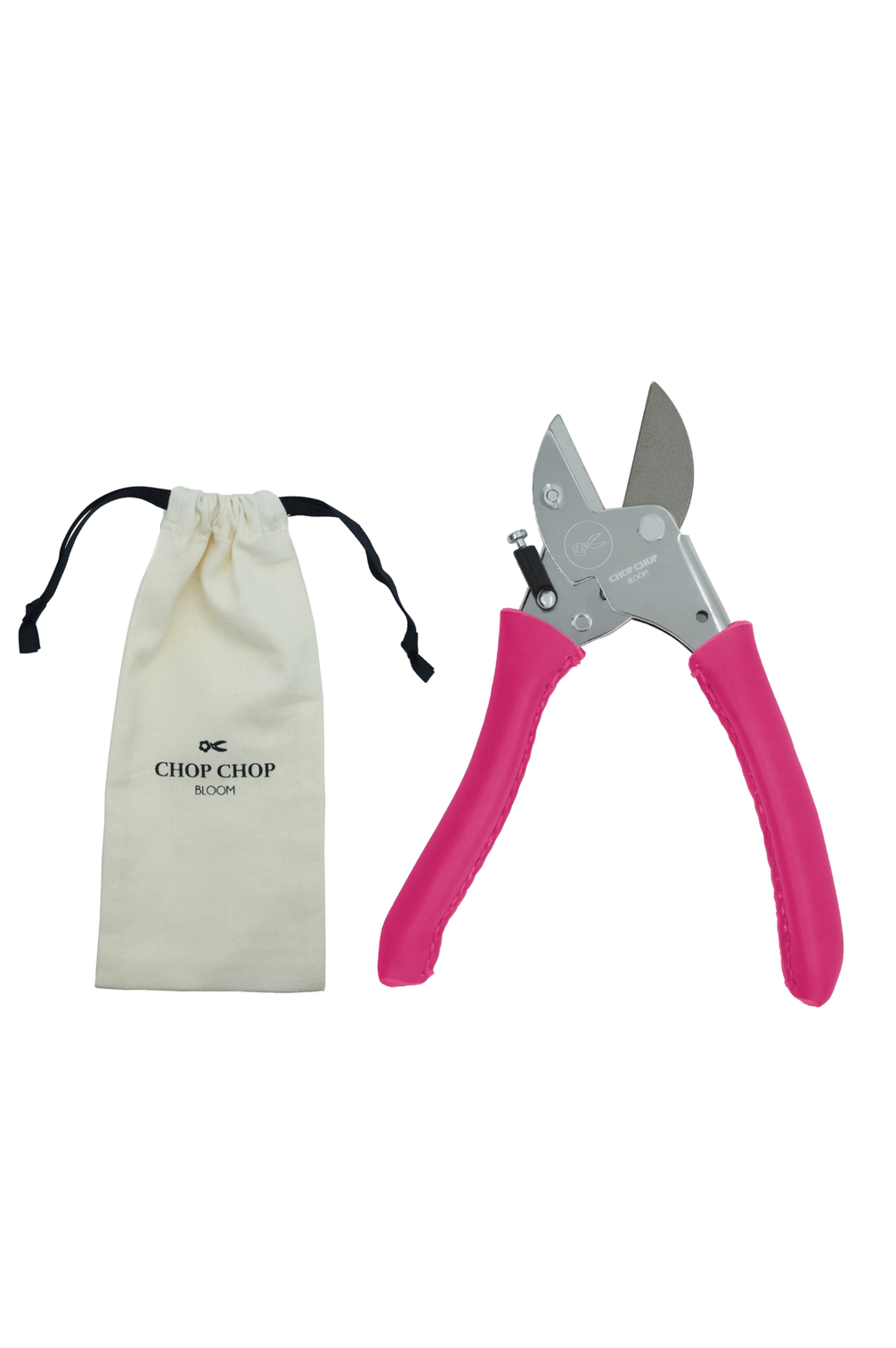 Geöffnete Gartenschere "Fandango Pink" von Chop Chop Bloom mit pinkfarbenen Ledergriffen und Stoffbeutel.