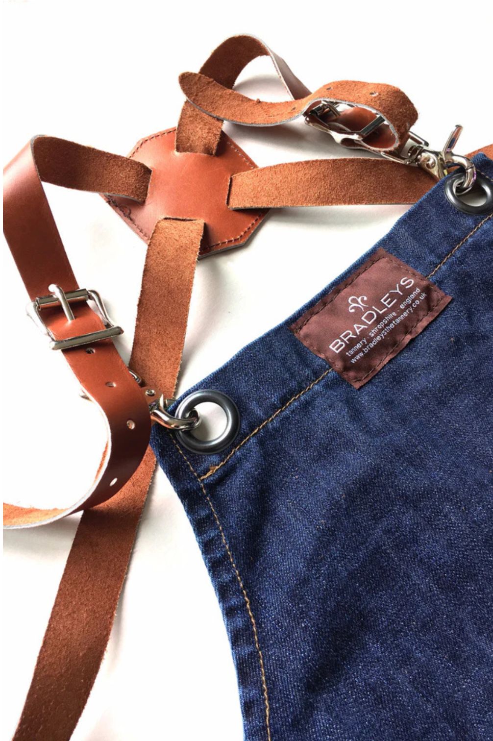 Handgenähte Gartenschürze – Denim