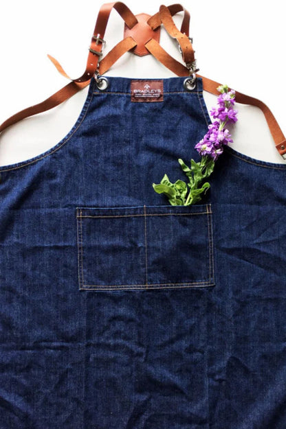 Handgenähte Gartenschürze – Denim